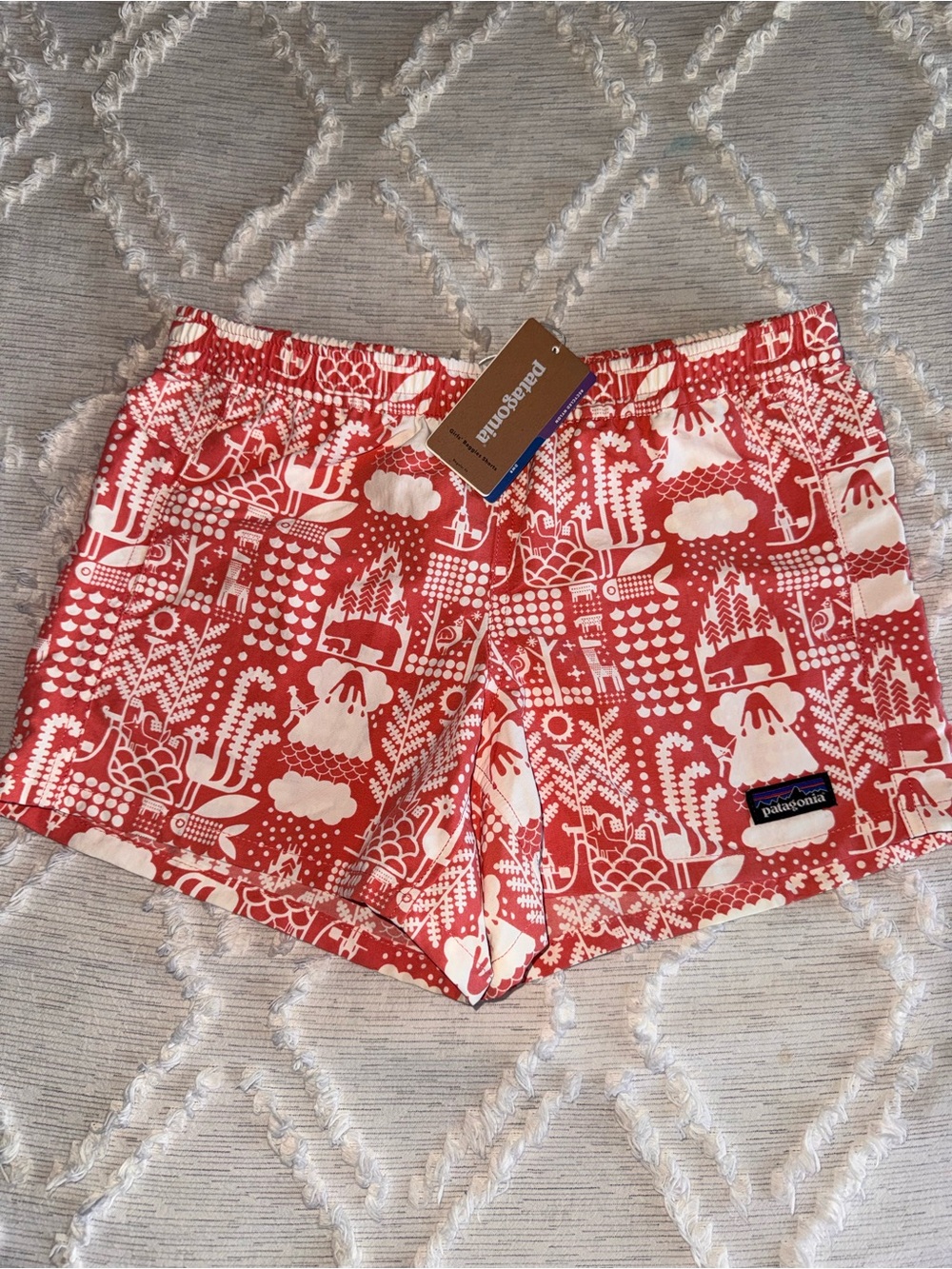 Brand New With Tags Patagonia Costa Rica Baggies – Women’s XS/S Coral Rose